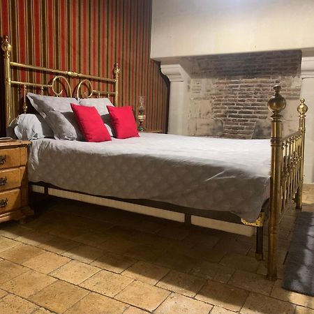 La Grange D Ave Hotel Luynes  Luaran gambar