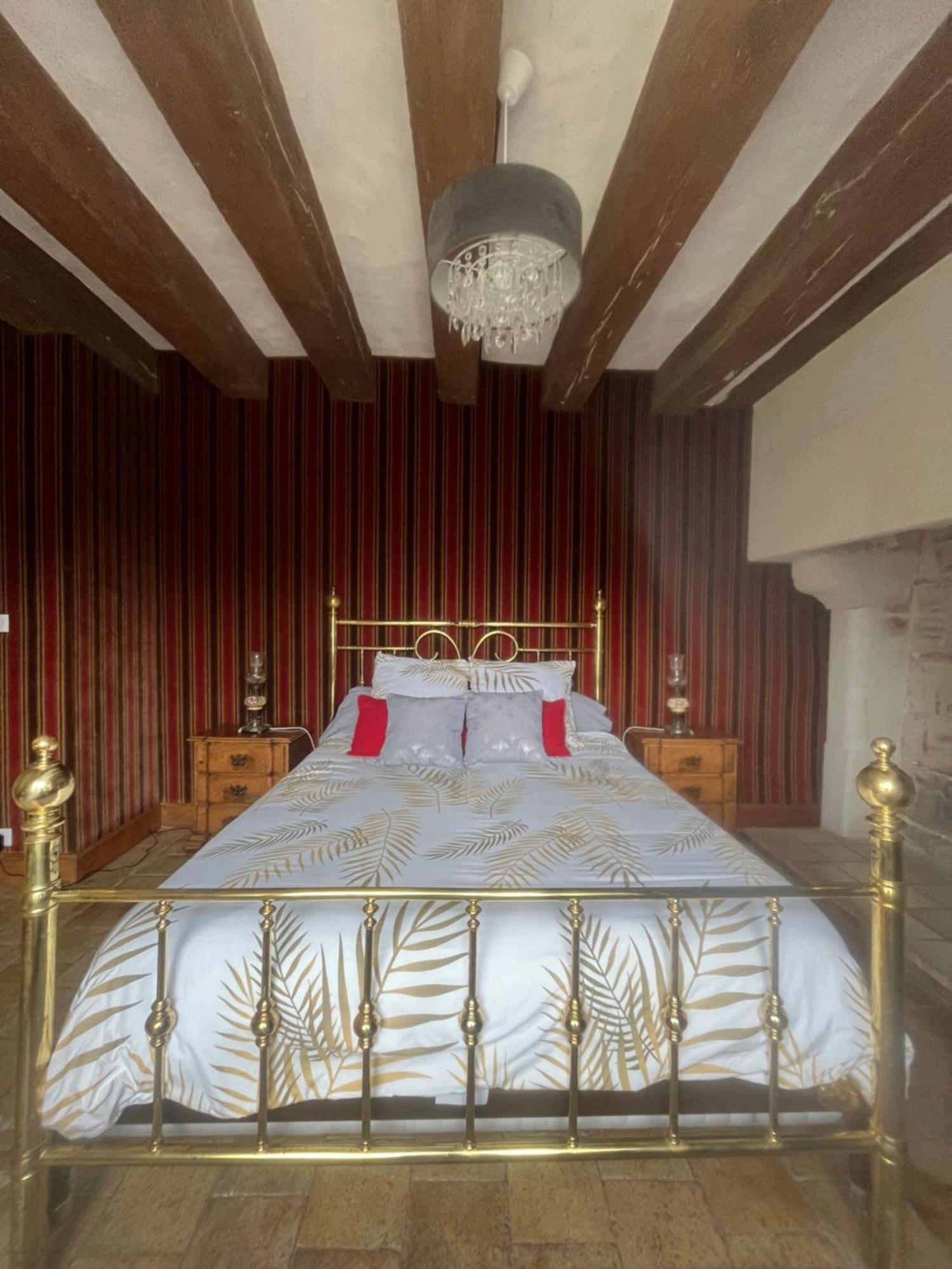 La Grange D Ave Hotel Luynes  Luaran gambar