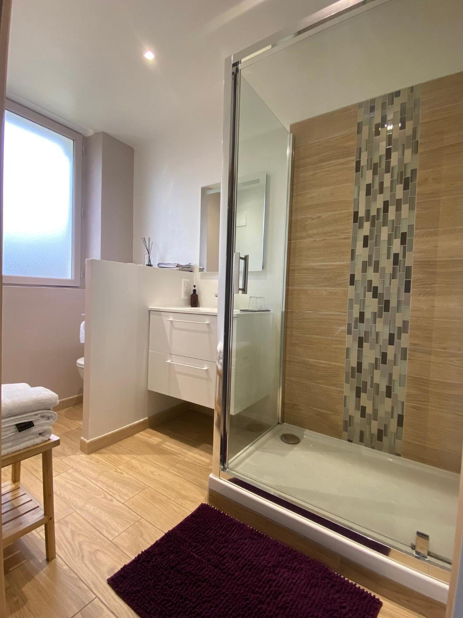 La Grange D Ave Hotel Luynes  Luaran gambar