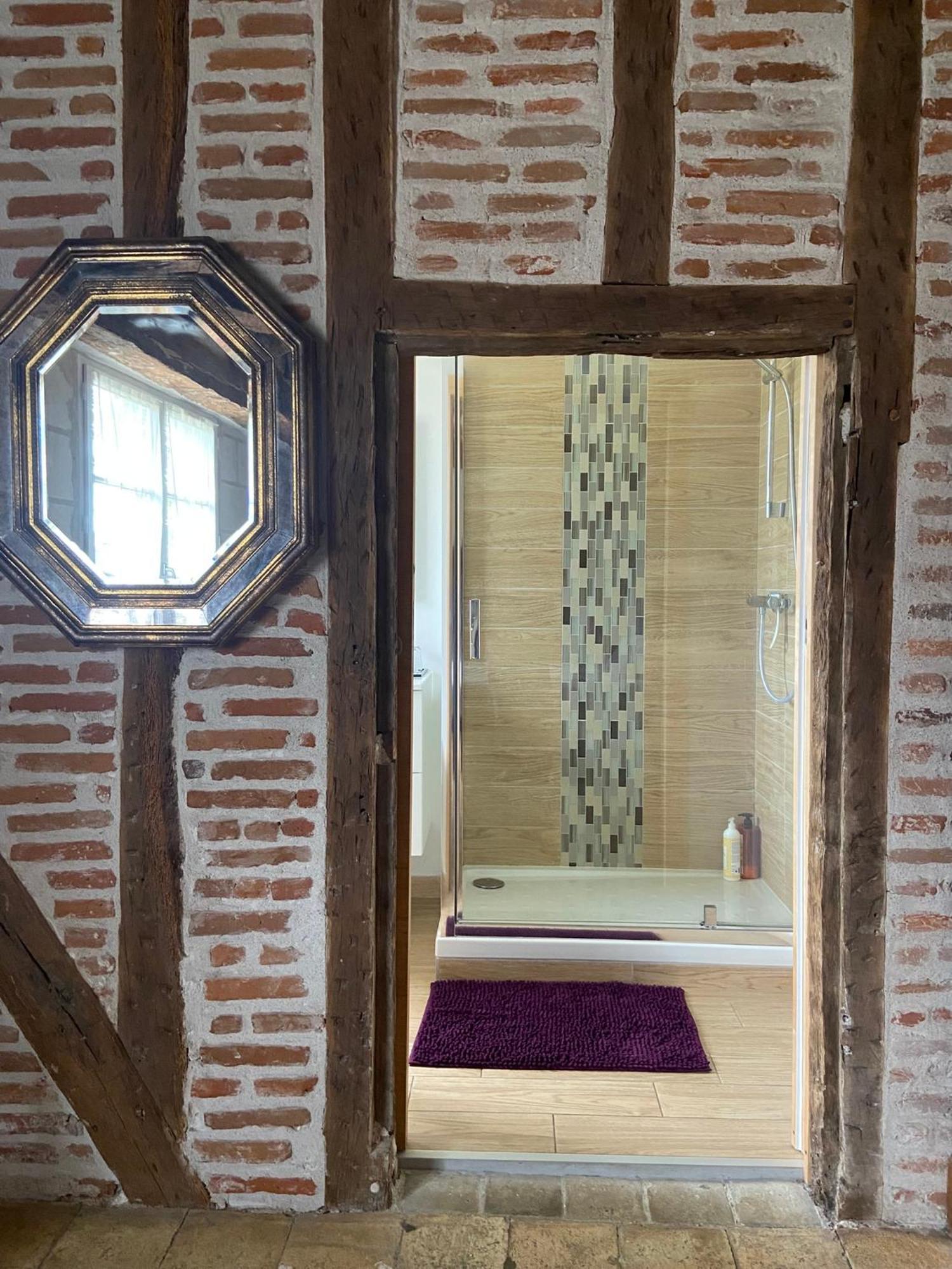 La Grange D Ave Hotel Luynes  Luaran gambar